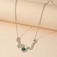 European And American Niche Metal Simulated Snakes Necklace Women's Summer Design Versatile Accessories Personalized Hip Hop Trendy Clavicle Chain sku image 1