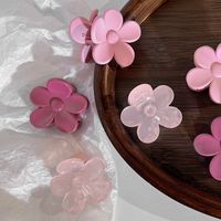 Cute Flower Shape Small Size Plastic Hair Claw main image 3