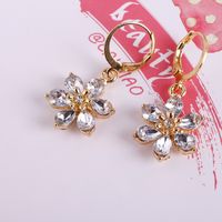 Fashion Elegant Ornament Crystal Flowers Shape Earrings And Necklace Set main image 3