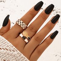 Simple Black White Square Snake-shaped Dripping Oil Ring Two-piece Set main image 5