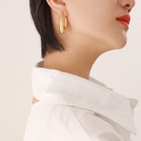 Pendientes Geométricos En Forma De U De Titanio De Acero Chapado En Oro De Moda Para Mujer sku image 2