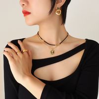 أزياء المرأة ساحة قلادة هندسية التيتانيوم الصلب الذهب مطلي مجوهرات main image 1