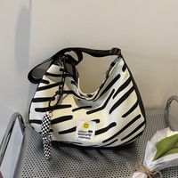 Mode Zebra Muster Leinwand Frauen Neue Farbe Kontrast Schulter Tasche main image 1