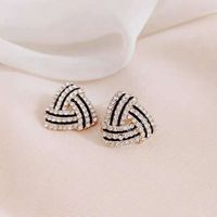 2022 New Fashion Geometric Triangle Women's Inlaid Rhinestone Stud Earrings sku image 1
