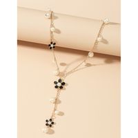 Mode Blume Legierung Inlay Künstliche Perle Halskette 1 Stück main image 1
