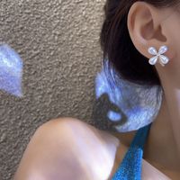 أزياء اللؤلؤ زهرة على شكل أقراط الإناث سبائك الأذن والمجوهرات بالجملة main image 2