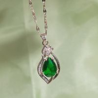 Fashion Full Diamond Rose Micro-inlaid Green Rhinestone Titanium Steel Necklace main image 5