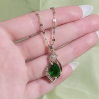 Mode Plein Diamant Rose Micro-incrusté Vert Strass Titane Acier Collier main image 4