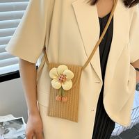 Cute New Woven Flower Women's Bag Crossbody Phone Shoulder Bag sku image 2