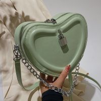 Summer New Fashion Heart Shape Chain Messenger Shoulder Bag main image 5