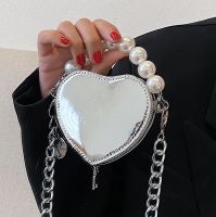 Summer New Fashion Heart Shape Messenger Chain Bag main image 4