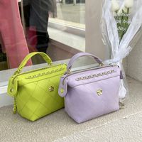 2022 New Fashion Diamond Female Summer Crossbody Bag main image 1