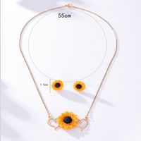 Mode Einfache Edelstahl Galvani 18k Gold Sonnenblumen Förmigen Stud Ohrringe Halskette Set main image 4