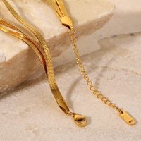 Einfache Drei-schicht Flache Schlange Knochen Kette 18k Gold Überzogene Edelstahl Armband main image 6