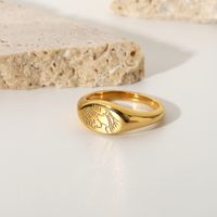 Retro 18k Gold-plated Stainless Steel Carved Portrait Oval Ring main image 2