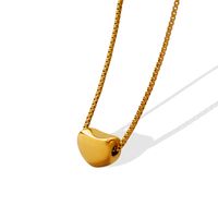 Fashion Simple Three-dimensional Heart Pendant Gold Plated  Clavicle Chain Titanium Steel Necklace main image 4