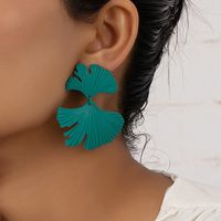 New Style Spray Paint Green Ginkgo Leaf Earrings main image 6