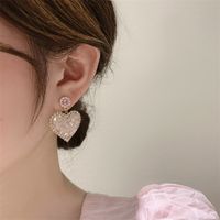 Pink Heart Stud Earrings Full-rhinestone Inlaid Women's Small Exquisite Peach Heart Earrings main image 4