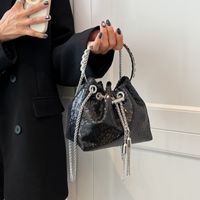 2022 New Fashion Sequined Chain Small Portable Bucket Bag Women main image 2