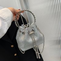 2022 New Fashion Sequined Chain Small Portable Bucket Bag Women main image 3