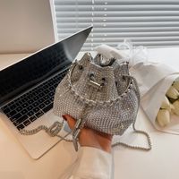2022 New Fashion Rhinestone-encrusted Chain Portable Small Bucket Bag main image 5
