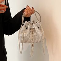 2022 New Fashion Rhinestone-encrusted Chain Portable Small Bucket Bag main image 6
