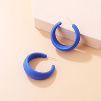 Fashion Retro Solid Color Acrylic Rubber Geometric C- Shaped Hoop Earrings sku image 5