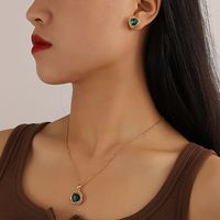 Frau Mode Geometrisch Künstliche Edelsteine Legierung Ohrringe Halskette Eingelegter Zirkon Schmuck Sets main image 5