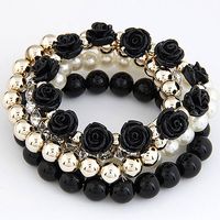 Fashion Geometric Flower Synthetic Resin Artificial Pearls Beads Bracelets main image 1