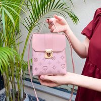 Women's Outdoor Casual Letter Printing Square Buckle Phone Wallet Artificial Leather Shoulder Bags main image 5