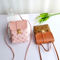 Women's Outdoor Casual Letter Printing Square Buckle Phone Wallet Artificial Leather Shoulder Bags main image 4
