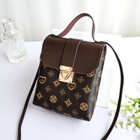 Women's Outdoor Casual Letter Printing Square Buckle Phone Wallet Artificial Leather Shoulder Bags sku image 3