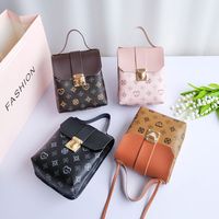 Women's Outdoor Casual Letter Printing Square Buckle Phone Wallet Artificial Leather Shoulder Bags main image 1