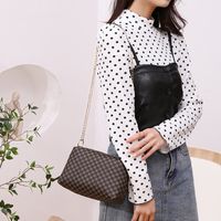 Plaid Retro Style Artificial Leather Printing Zipper Cylinder Type White Coffee Light Brown Shoulder Bags main image 5