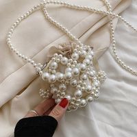 Solid Color Pvc Pearl Pull-belt Bucket Type White Handbags main image 5