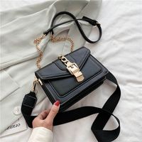 Small Artificial Leather Solid Color Fashion Contrast Color Chain Square Buckle Crossbody Bag sku image 4