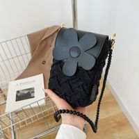 Women's Fashion Solid Color Soft Surface Square Magnetic Buckle Square Bag Artificial Leather Shoulder Bags sku image 3