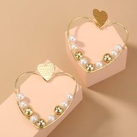 Bijoux En Gros 1 Paire Mode Cœur Alliage Perles Artificielles Des Boucles D'oreilles main image 1