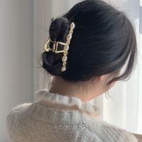 Women's Fashion Geometric Alloy Headwear Plating Artificial Rhinestones Artificial Pearl Hair Claws main image 5