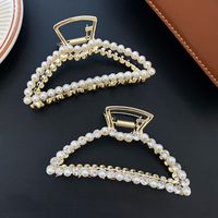 Women's Fashion Geometric Alloy Headwear Plating Artificial Rhinestones Artificial Pearl Hair Claws main image 1
