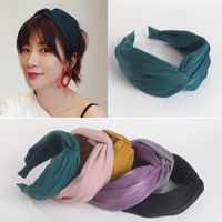Frau Mode Einfacher Stil Einfarbig Tuch Kopfbedeckung Nationale Flut Haarband main image 1