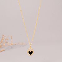 Simple Style Heart Titanium Steel Pendant Necklace Plating Shell Stainless Steel Necklaces main image 2