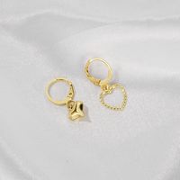 Korean Style  Hot Sale Gold Retro Asymmetric Love Heart Earrings Same Style All-matching Temperament Female Earrings main image 4