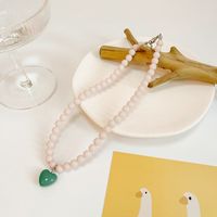 Frau Mode Herz Einfarbig Imitationsperle Legierung Halskette Überzug Halsketten sku image 11