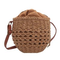 Women's Medium Straw Solid Color Fashion Contrasting Colors Weave Soft Surface Bucket String Bucket Bag main image 4