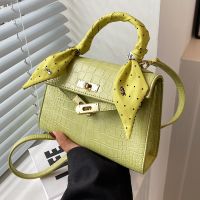 Women's Fashion Solid Color Soft Surface Lock Crocodile Square Buckle Kelly Bag Pu Leather Shoulder Bags main image 6