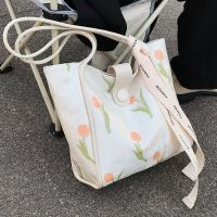 Women's Fashion Floral Splicing Contrasting Colors Flower Square Zipper Tote Bag Canvas Shoulder Bags sku image 1