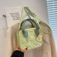 Women's Pu Leather Solid Color Cute Fashion Soft Surface Square Zipper Handbag Crossbody Bag Square Bag main image 4