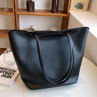 Women's Fashion Solid Color Shopping Bag-typed Magnetic Buckle Shoulder Bag Tote Bag Pu Leather Shoulder Bags sku image 2