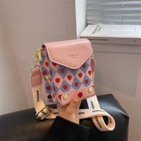 Women's Pu Leather Heart Shape Lingge Fashion Soft Surface Square Magnetic Buckle Shoulder Bag Crossbody Bag Square Bag main image 1